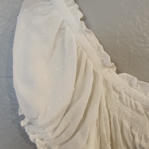 Ocean Drive Draw String Off the Shoulder Ruffle Blouse - Picture 5 of 7